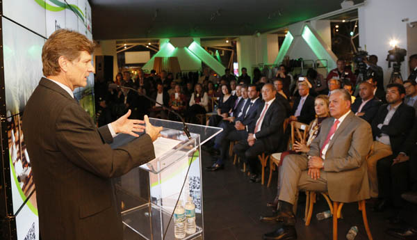 foto-emc-aplicacion-movil-2